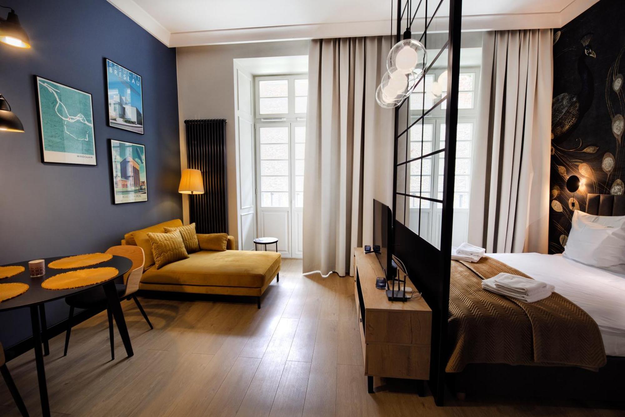 Aboutartapartments - By The River Apartment