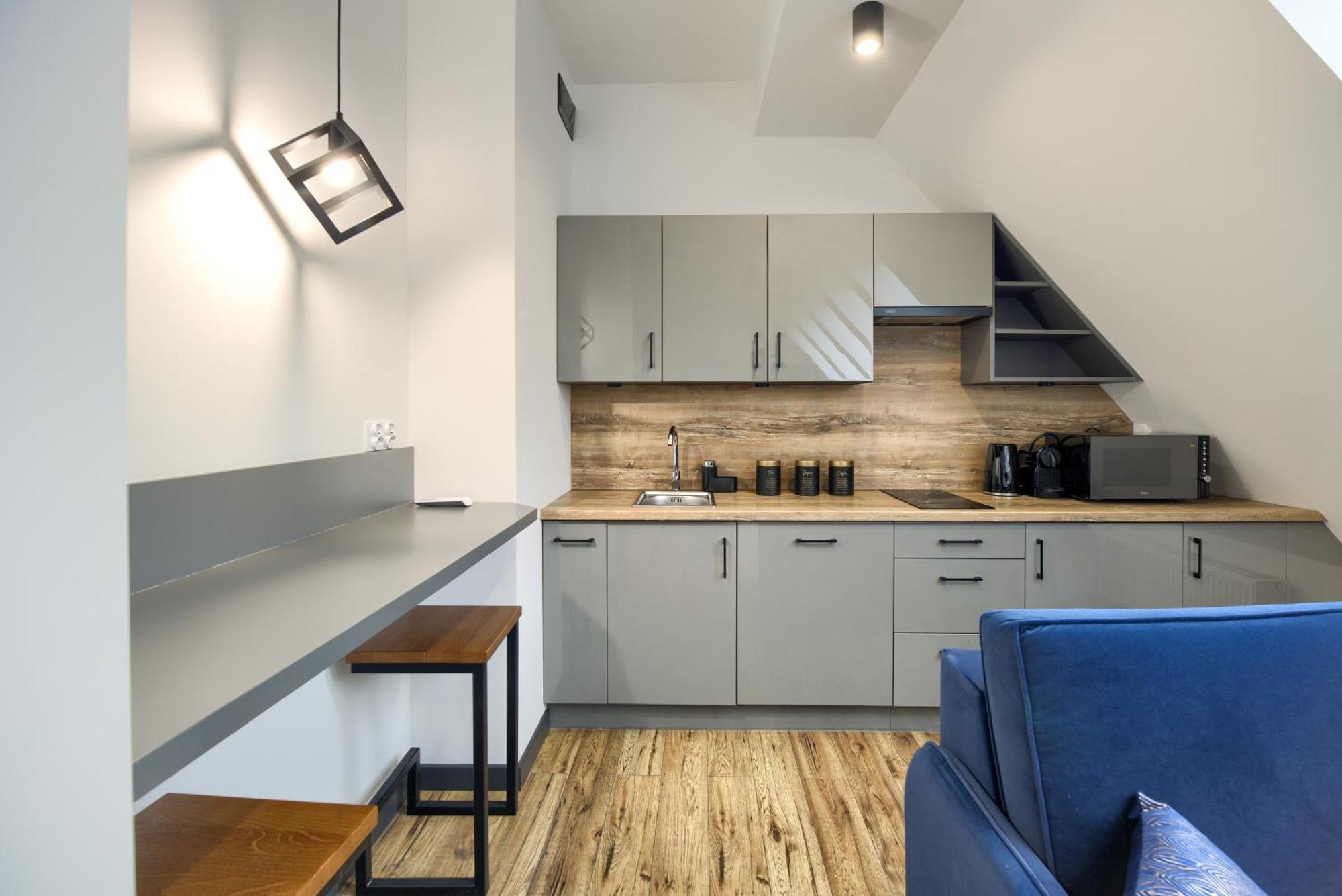 Aboutartapartments - By The River Apartment