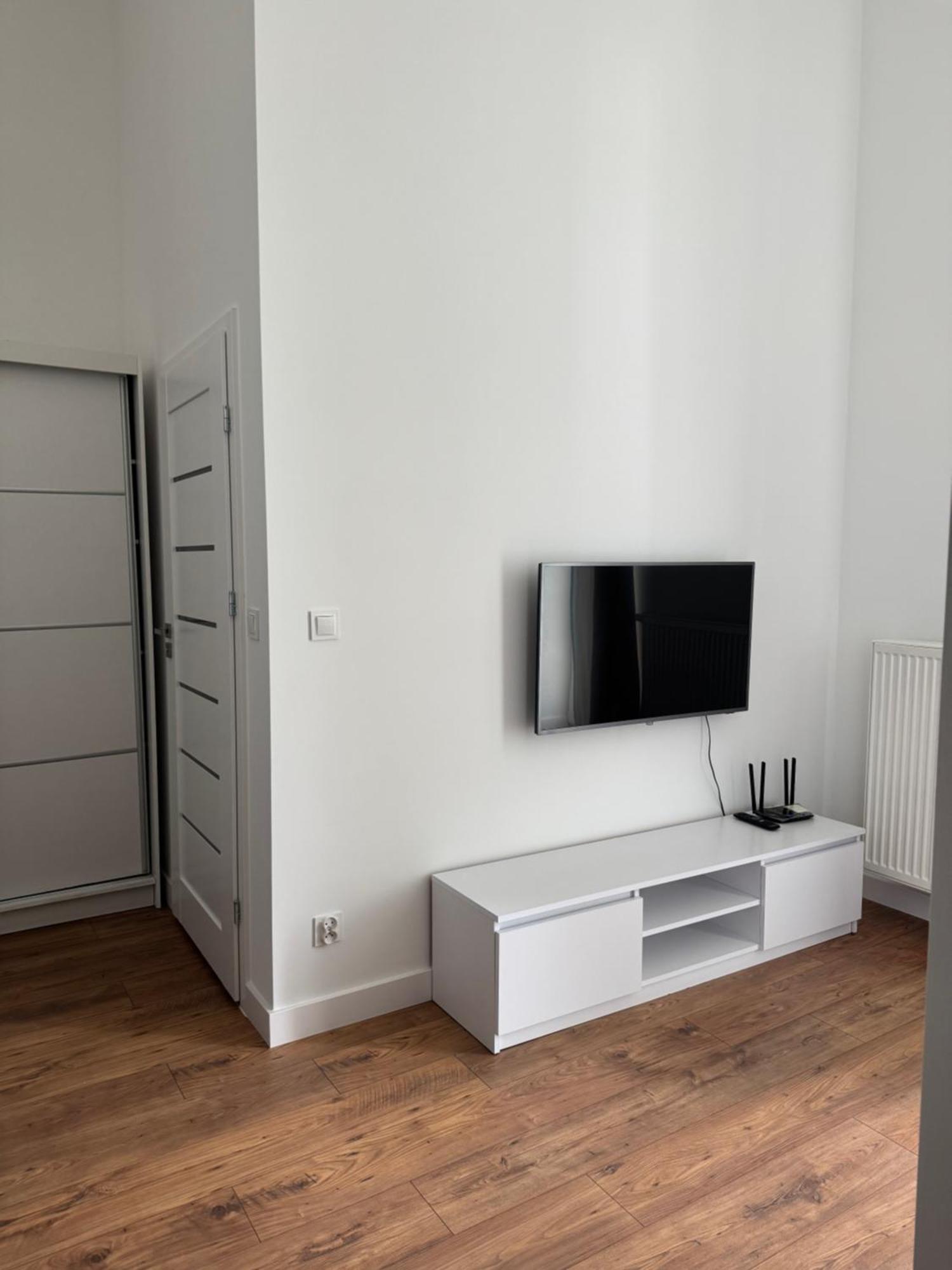 Aboutartapartments - By The River Apartament